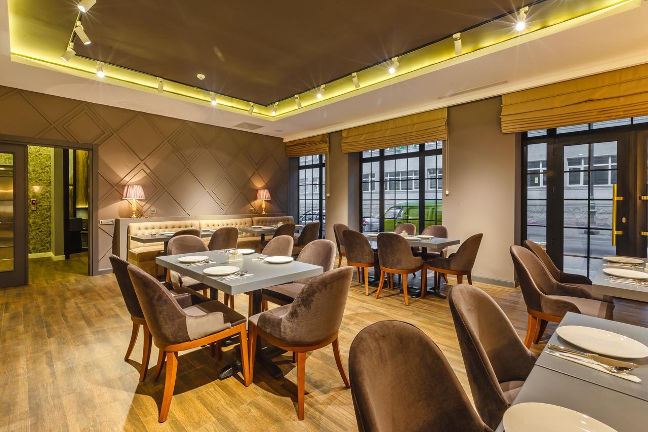 akcent hotel baku